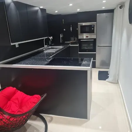 Atico Down Town Apartment